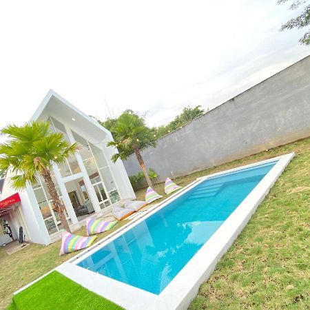 Karabineri Private Pool Jogja Villa Ngaglik Ngoại thất bức ảnh